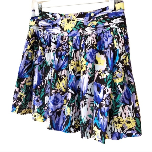 Forever 21 Dresses & Skirts - xxi | Flouncy Button-Detail Floral Skirt Size M